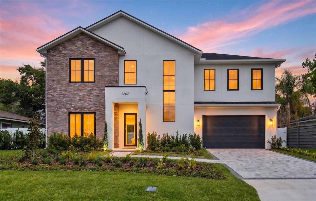 5BR, Home, 4BA, $1,649,000
Read More