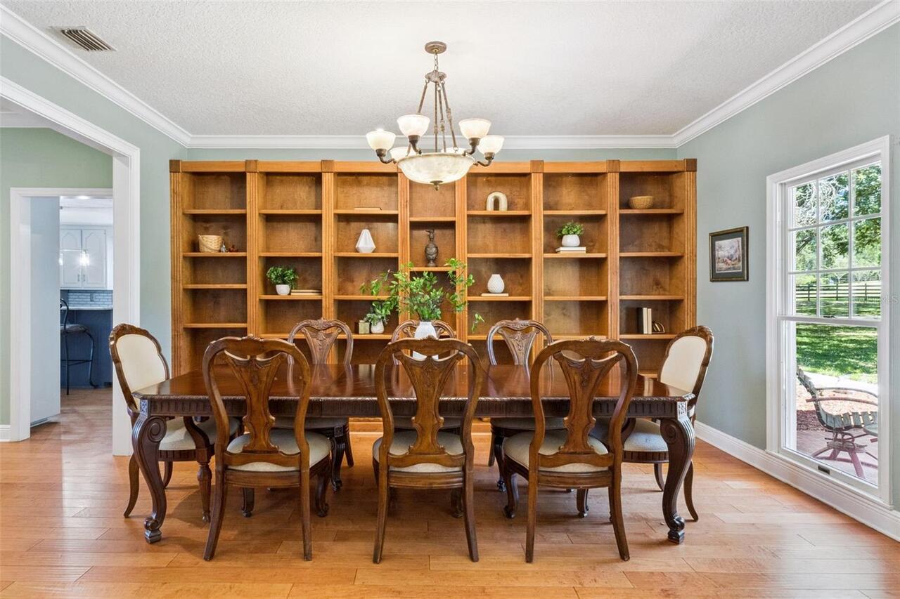 Listing Photo 8