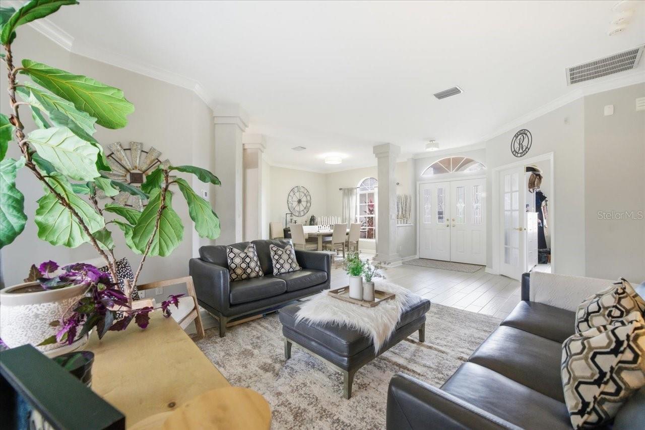 Listing Photo 11