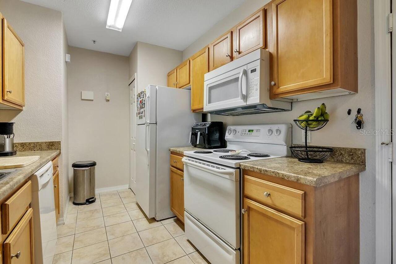 Listing Photo 6