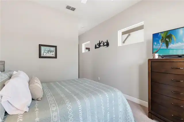 Listing Photo 33