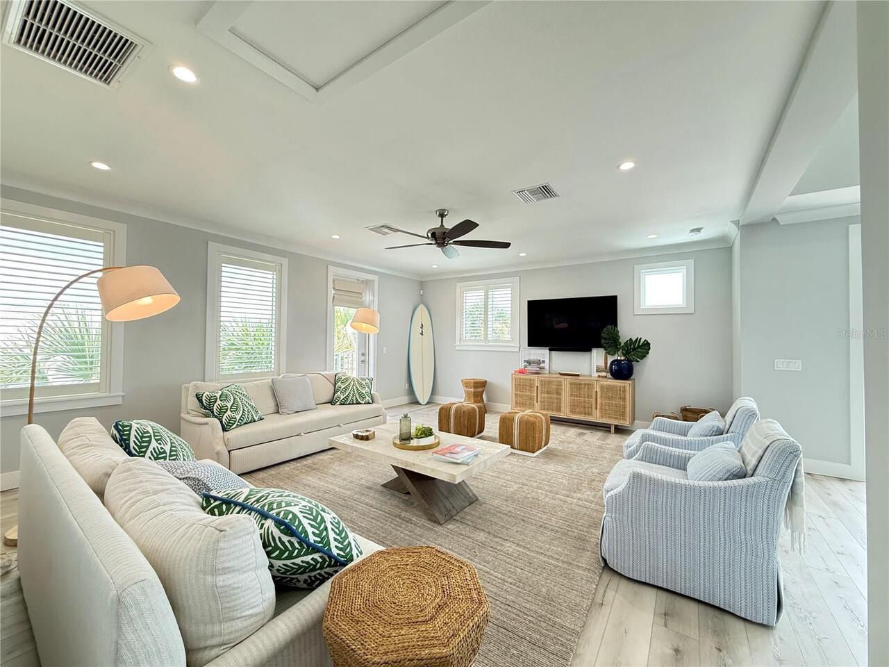 Listing Photo 17