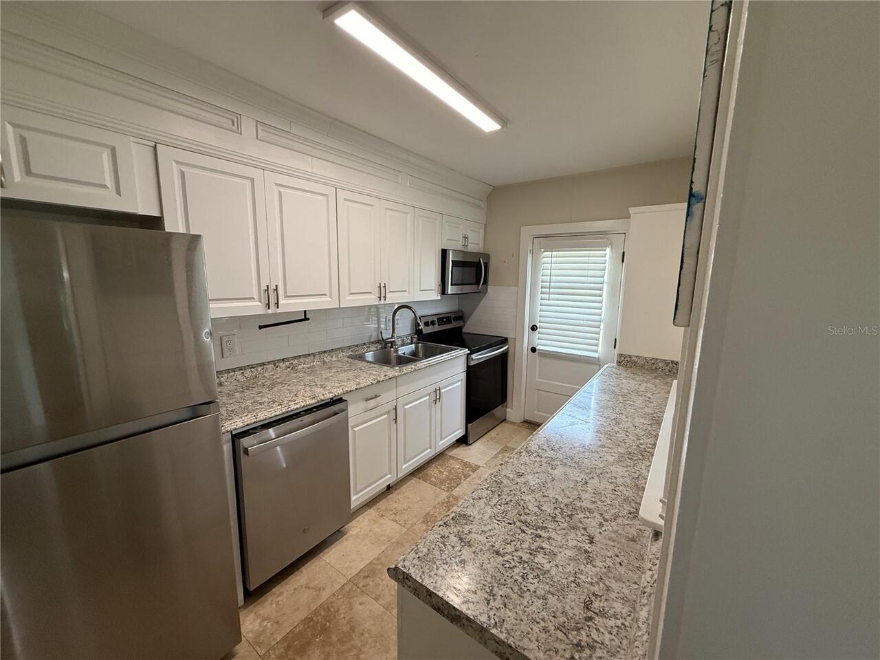 Listing Photo 9