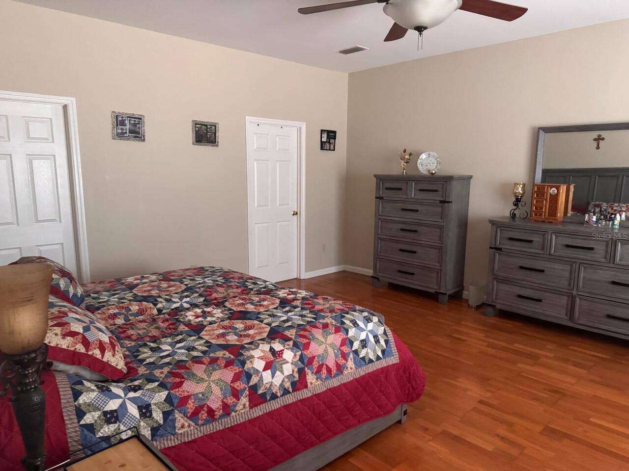 Listing Photo 8