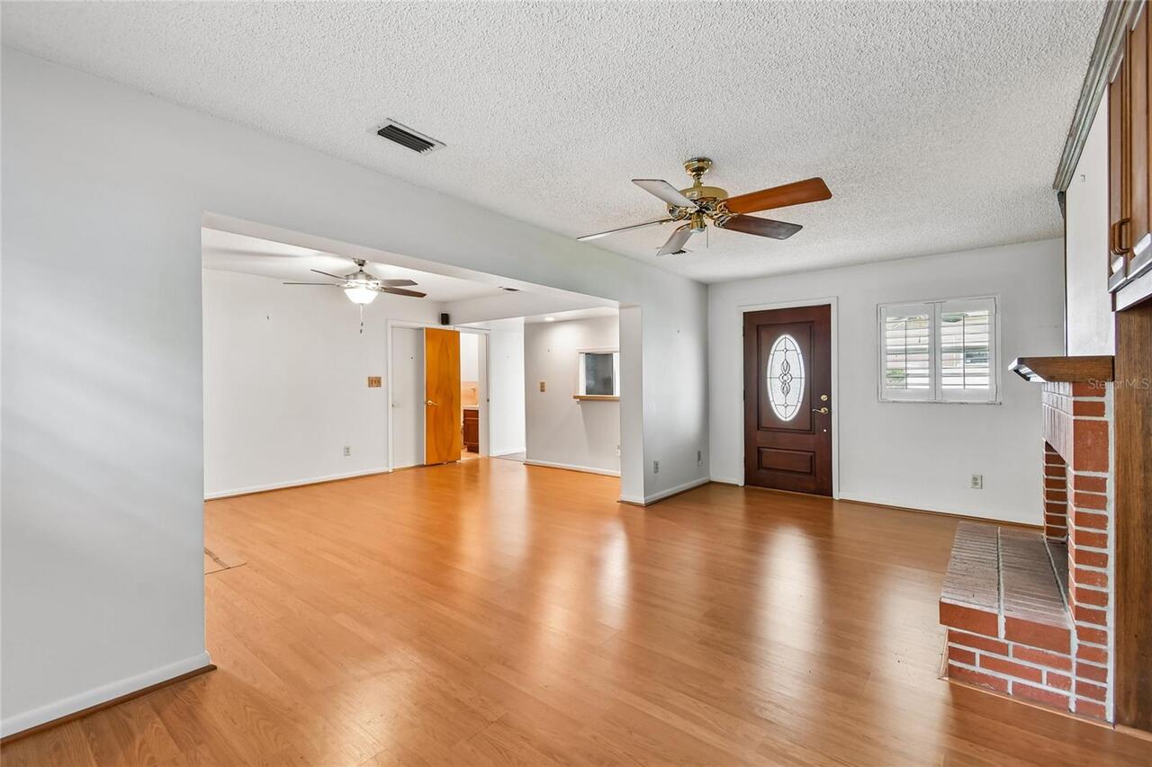 Listing Photo 9
