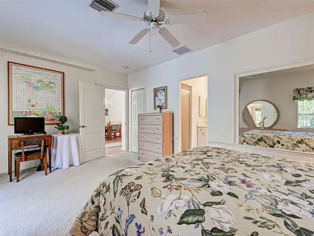 Listing Photo 23