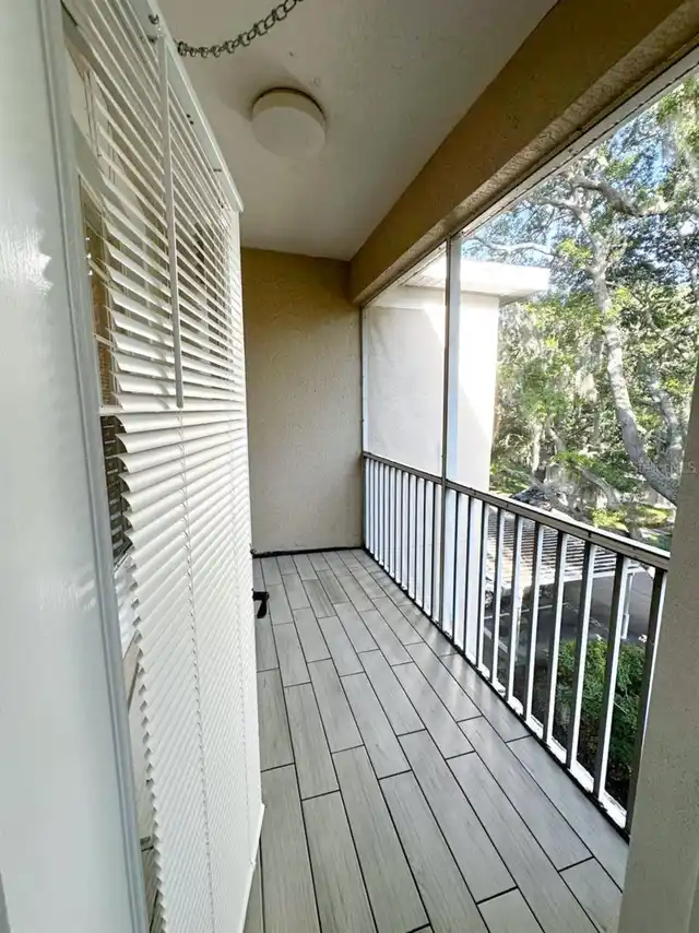 Listing Photo 14