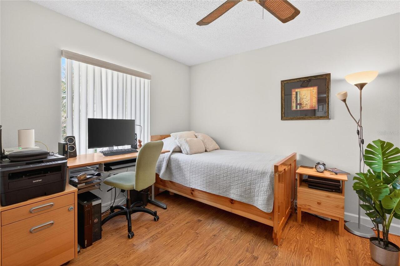 Listing Photo 8