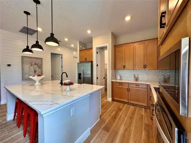 Listing Photo 15