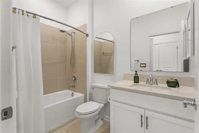 Listing Photo 8