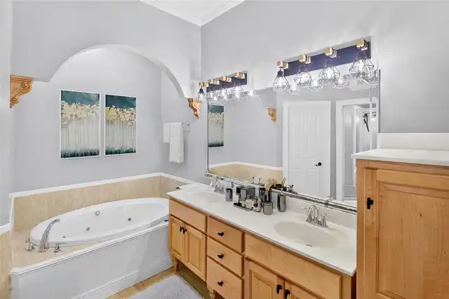 Listing Photo 15