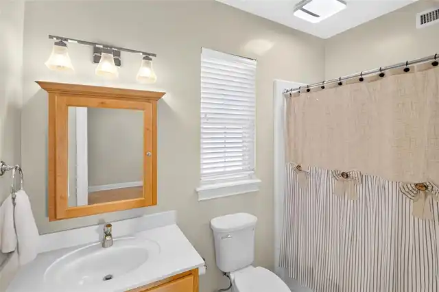 Listing Photo 23