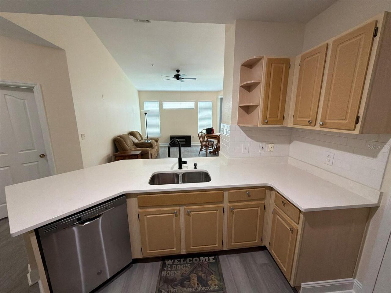 Listing Photo 6