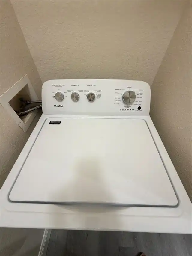 Listing Photo 12