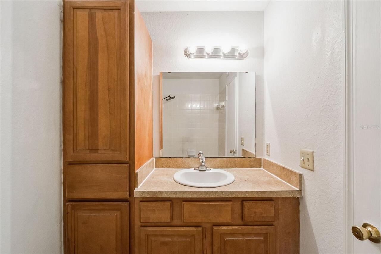 Listing Photo 9