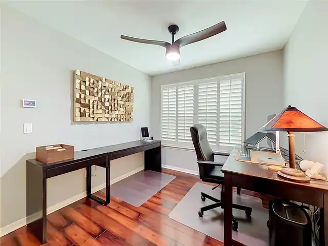Listing Photo 10