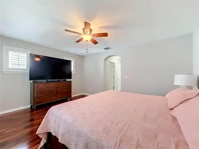 Listing Photo 13