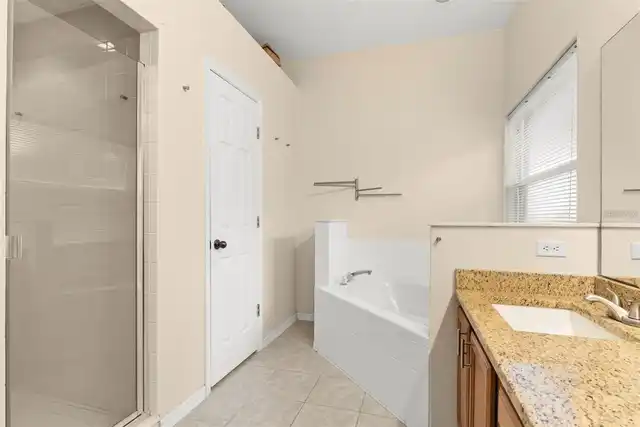 Listing Photo 16