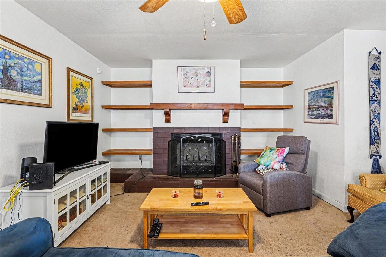 Listing Photo 6