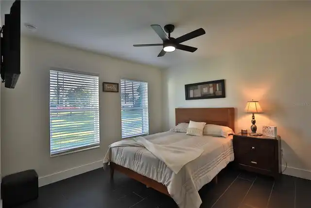 Listing Photo 23