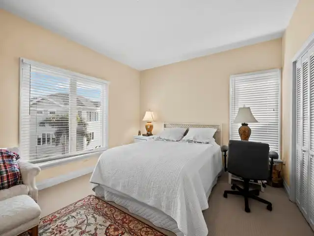 Listing Photo 22