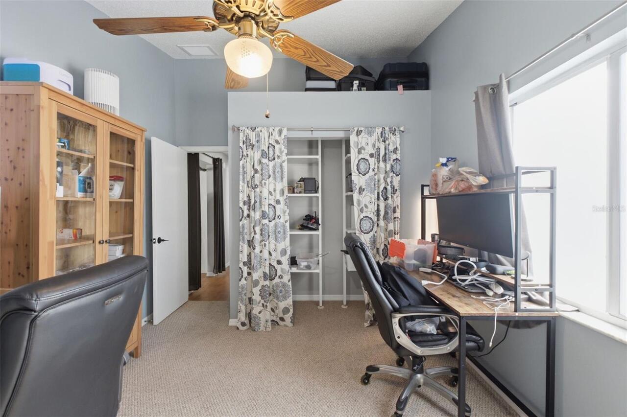 Listing Photo 11