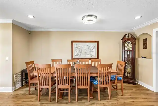 Listing Photo 13