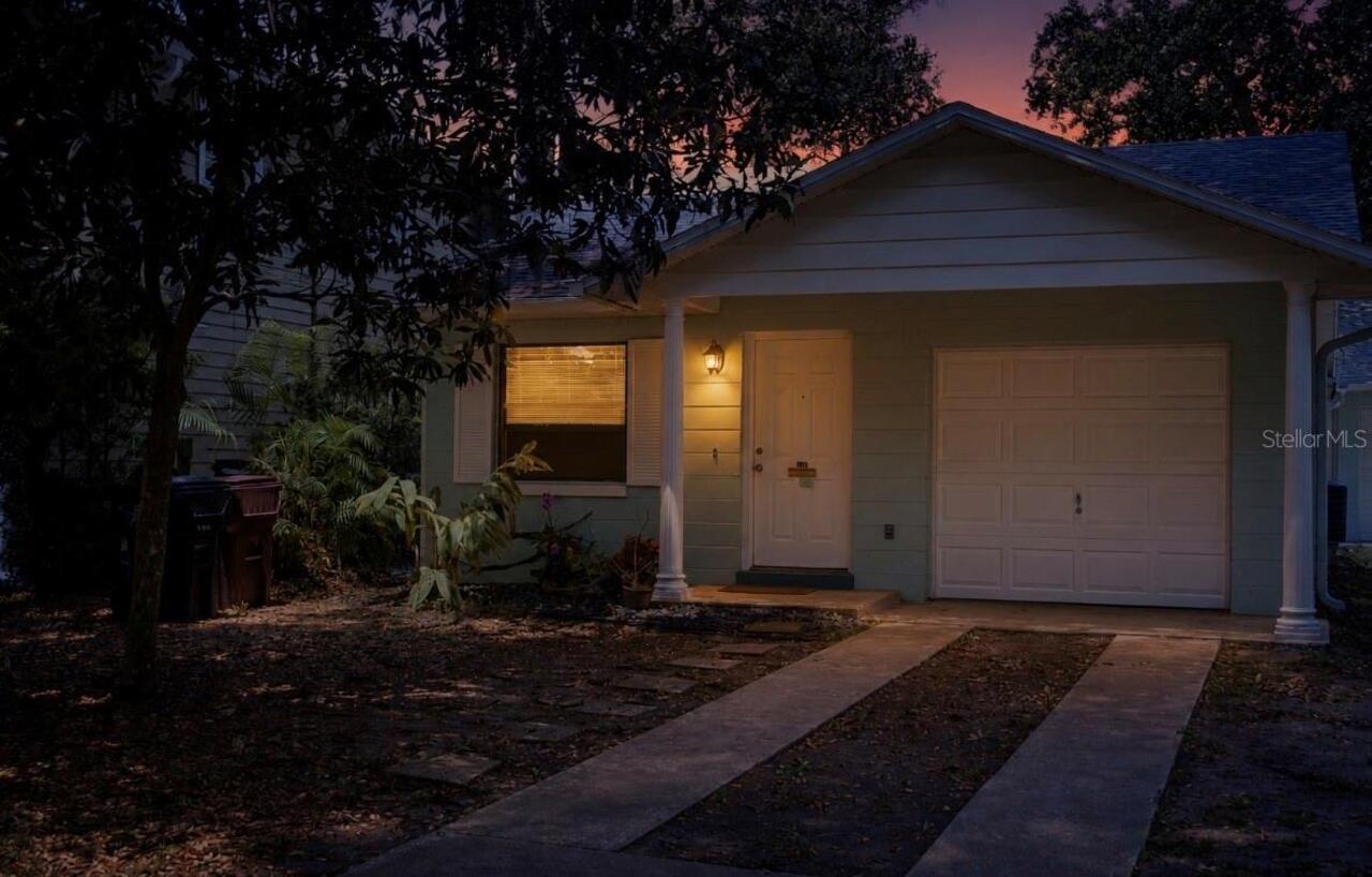 2BR, Residential Lease, 2BA, $2,000
Read More