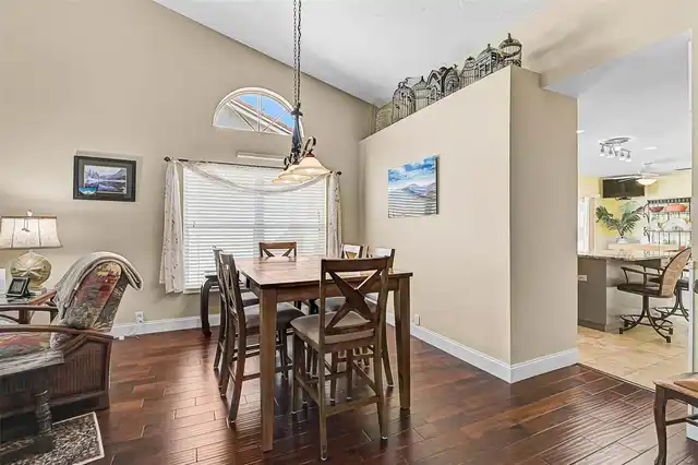 Listing Photo 7