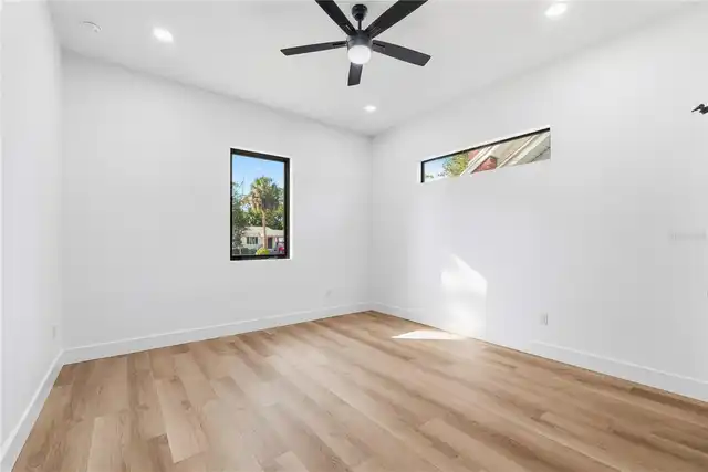 Listing Photo 29