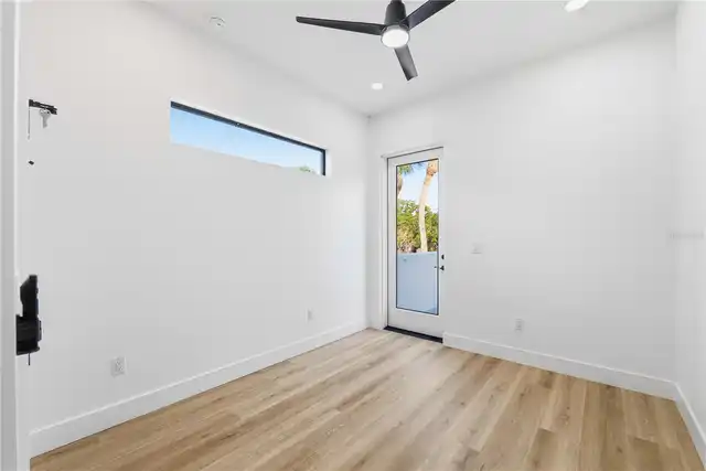 Listing Photo 32