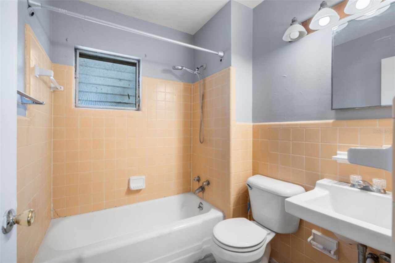 Listing Photo 14
