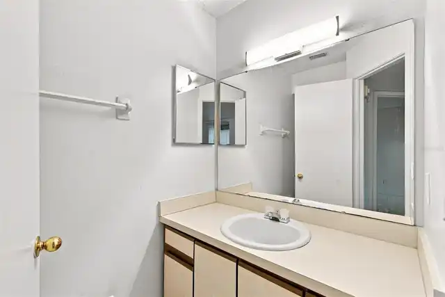 Listing Photo 23