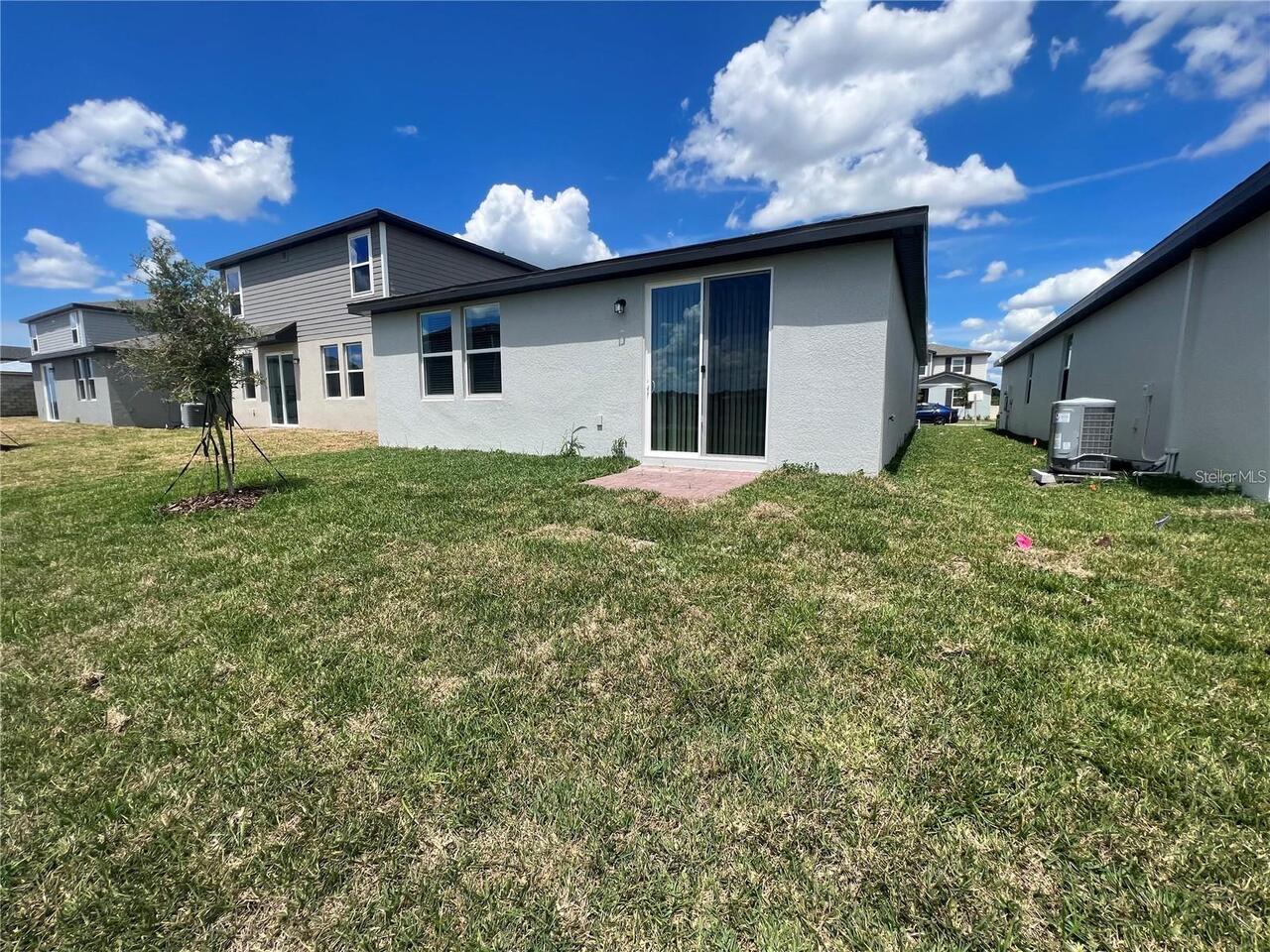 Listing Photo 17