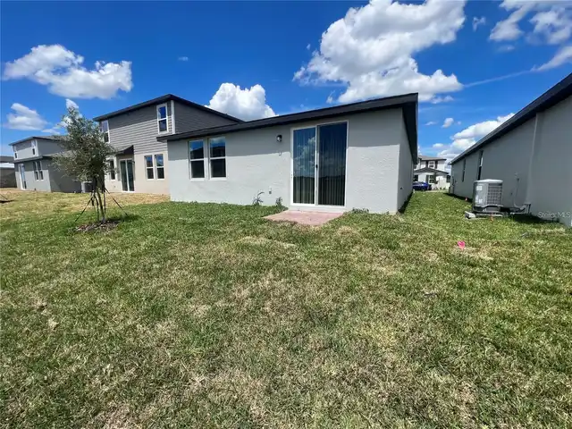 Listing Photo 17