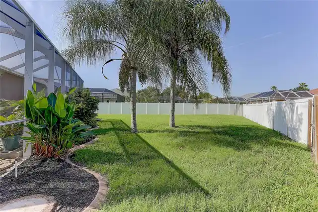 Listing Photo 8