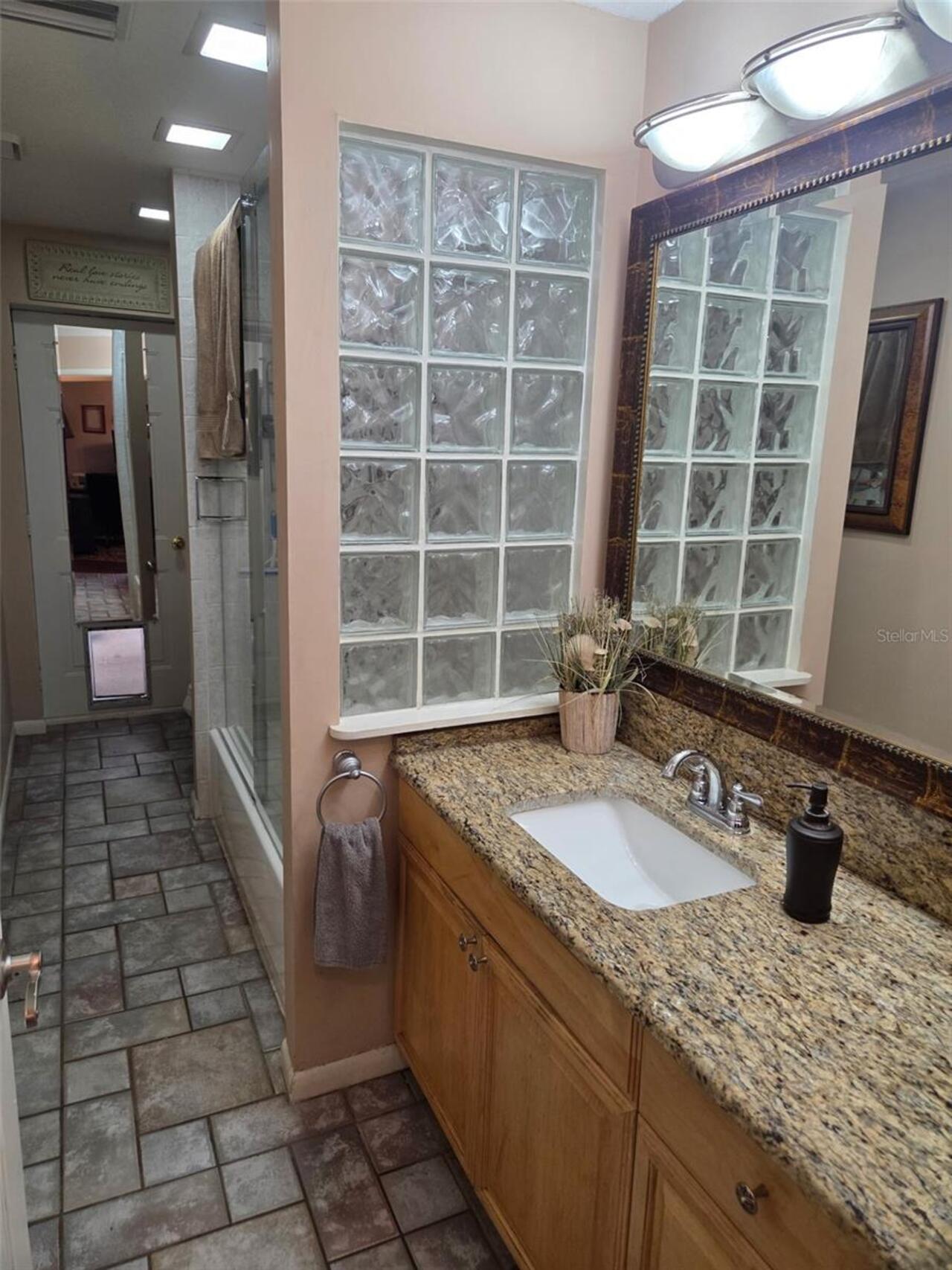 Listing Photo 22