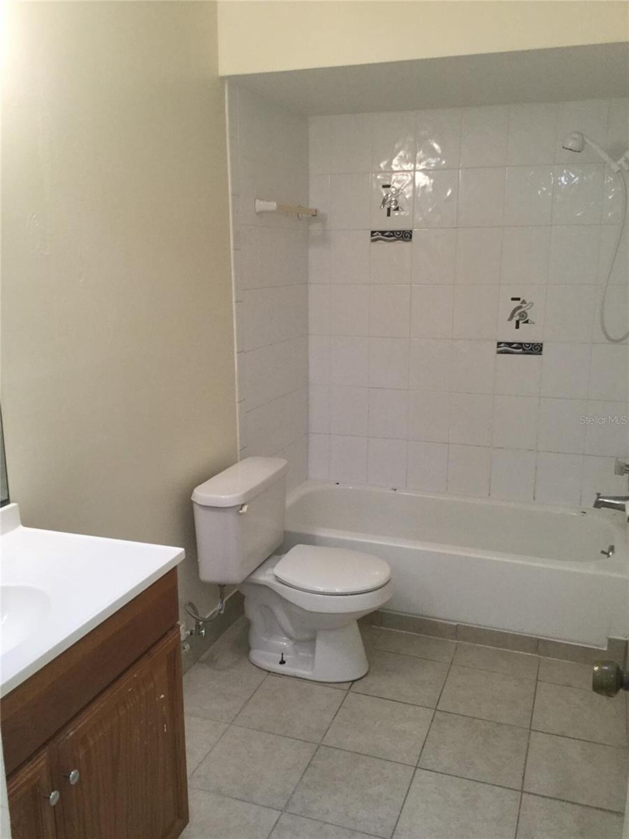 Listing Photo 9