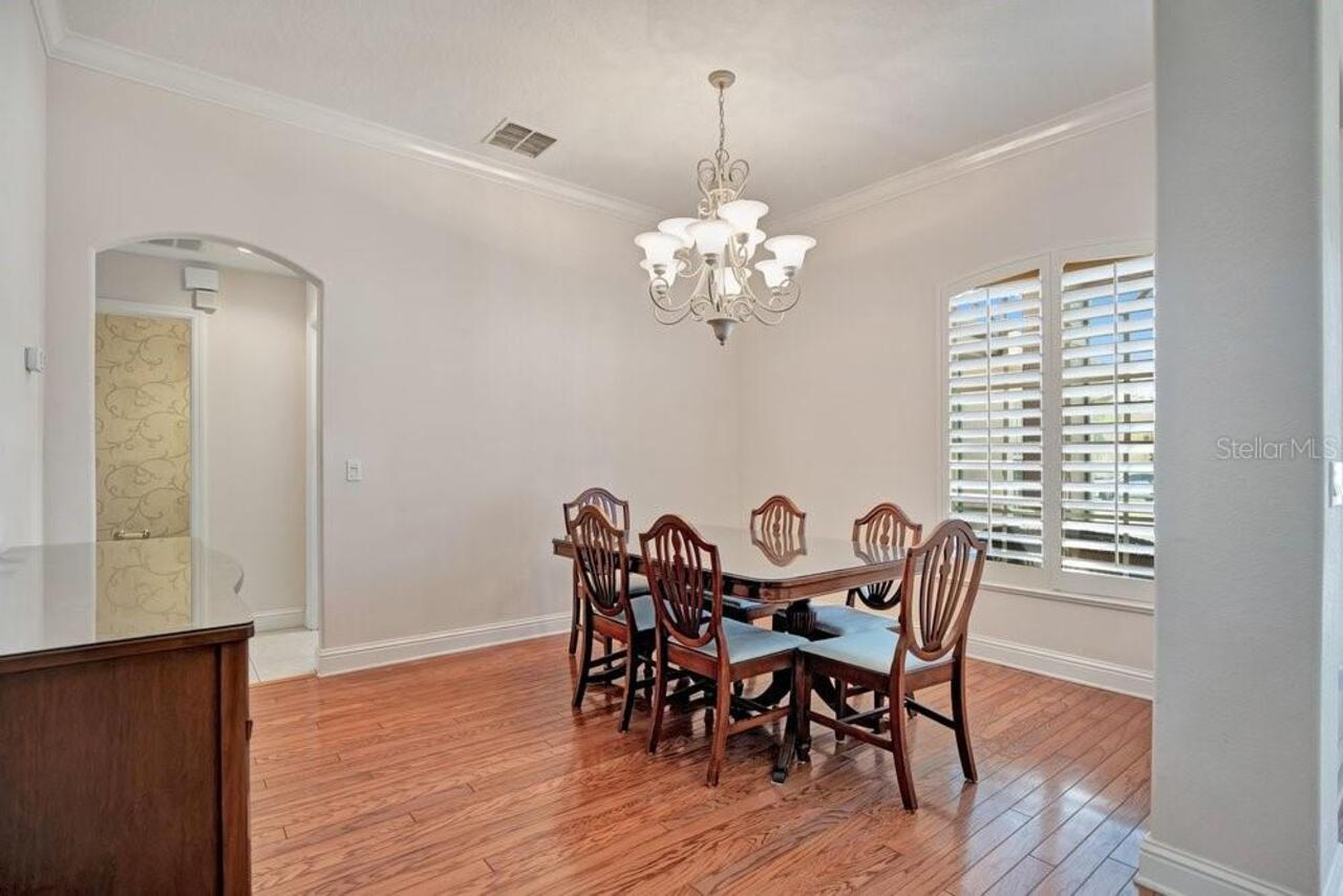 Listing Photo 9