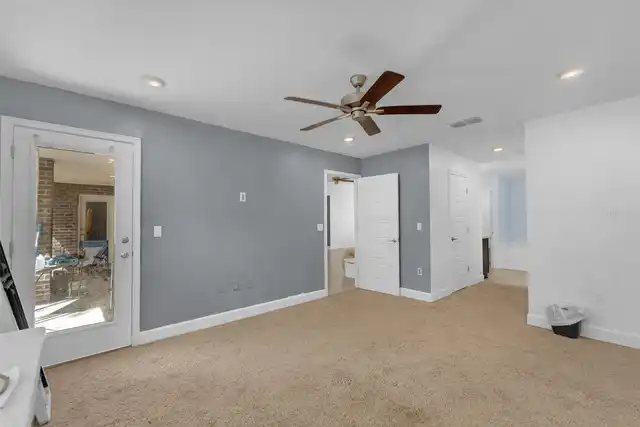 Listing Photo 12