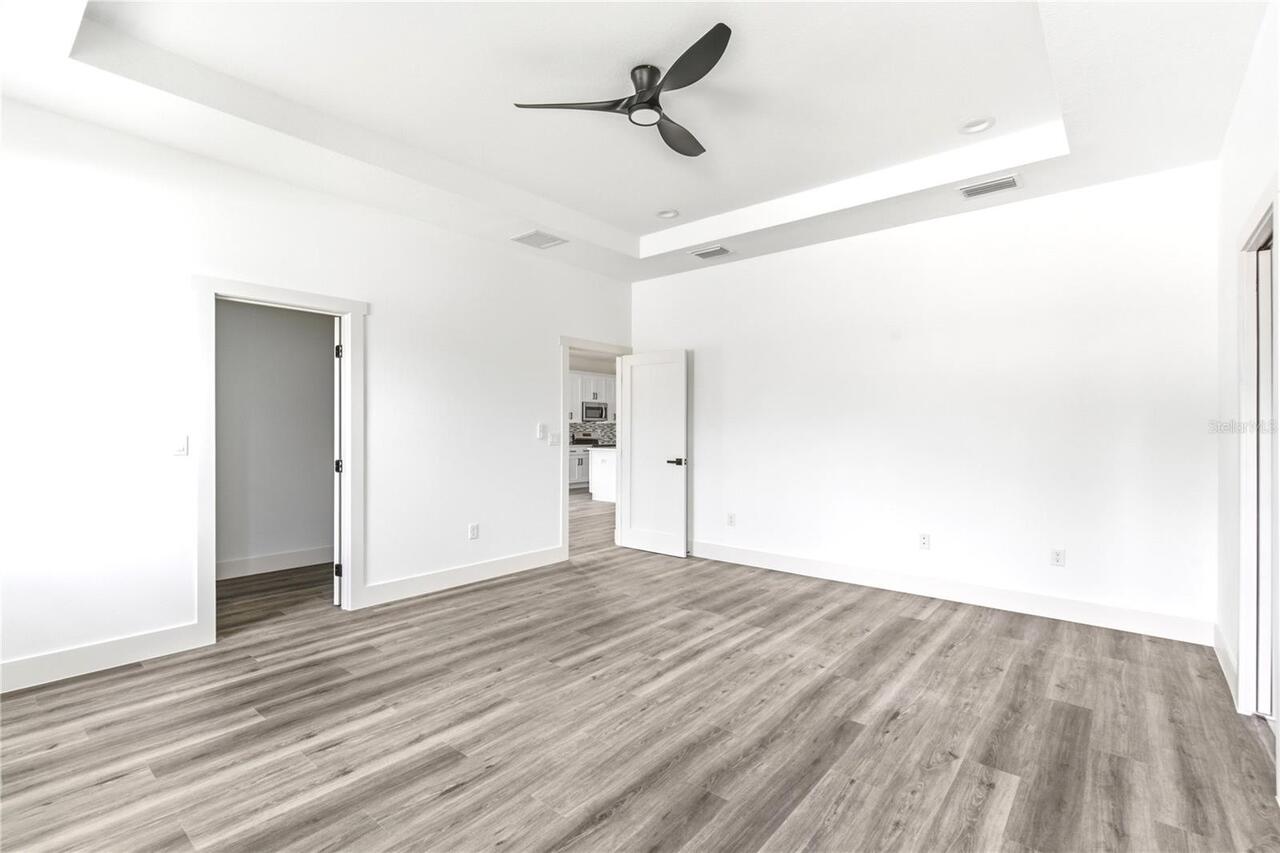 Listing Photo 33