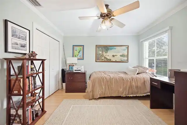Listing Photo 16