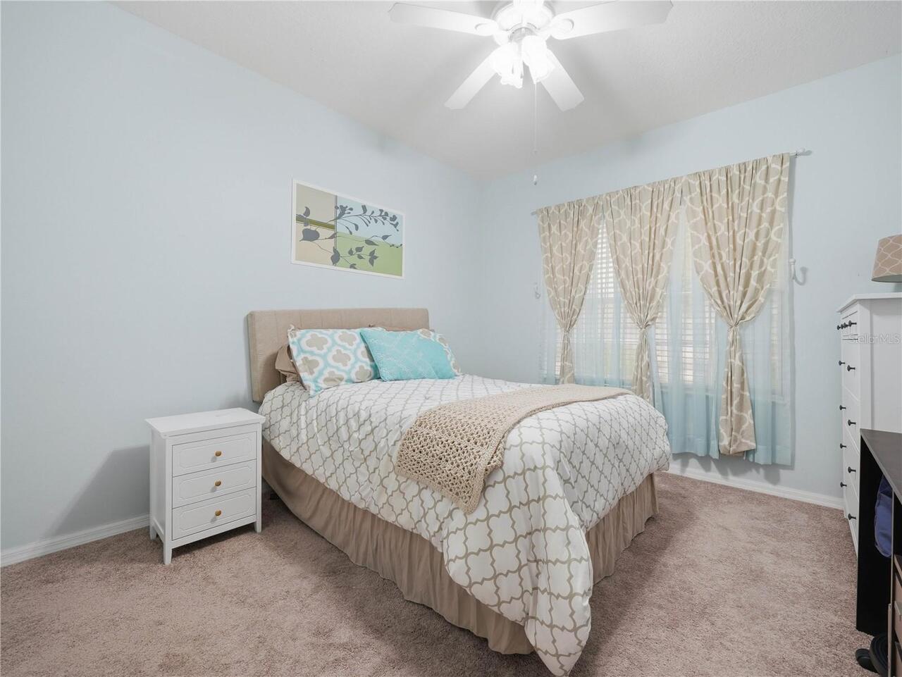 Listing Photo 16