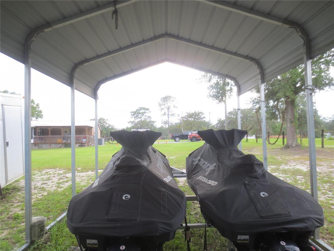 Listing Photo 16