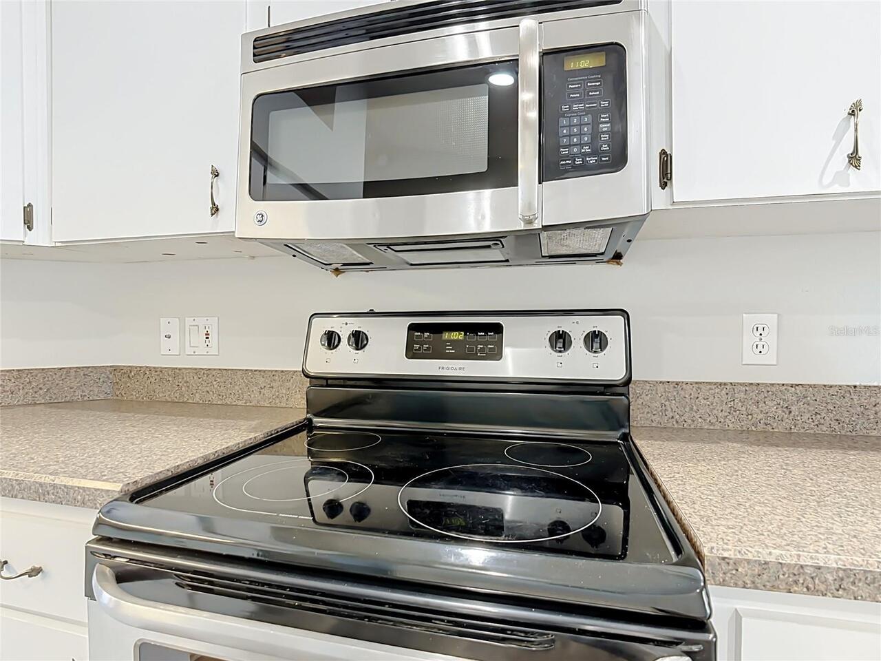 Listing Photo 9