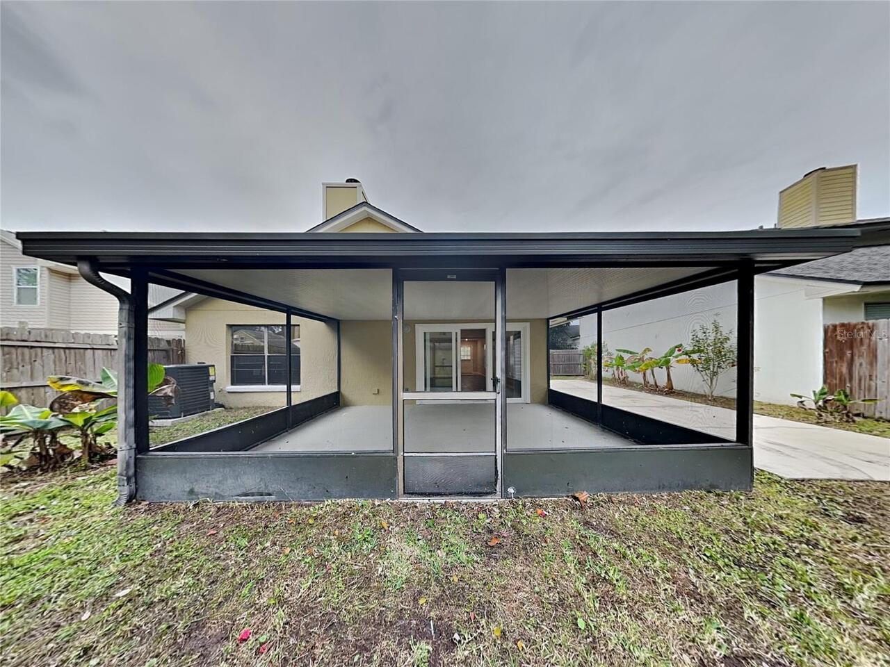 Listing Photo 17