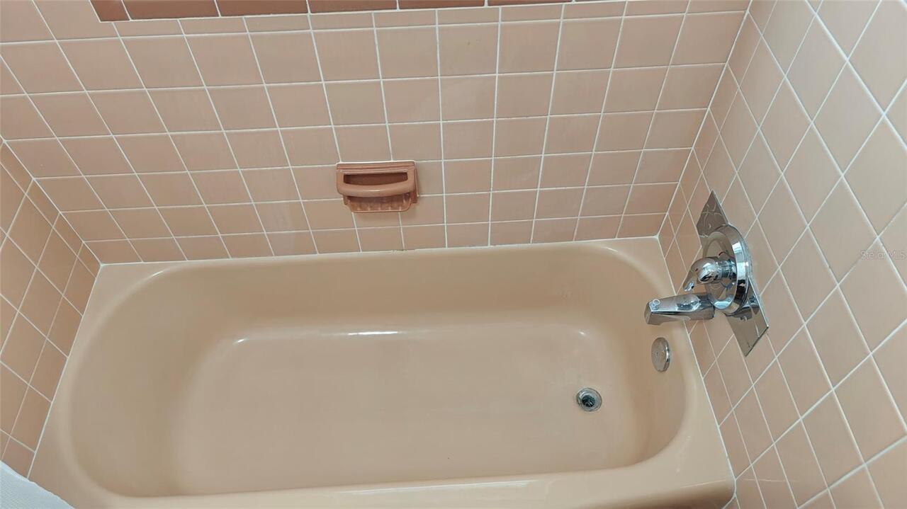 Listing Photo 10