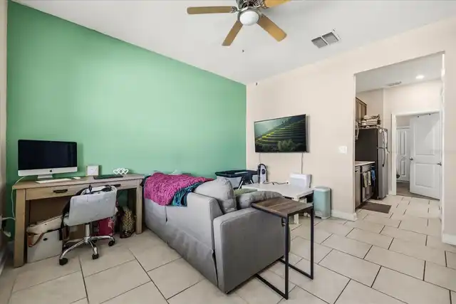 Listing Photo 15