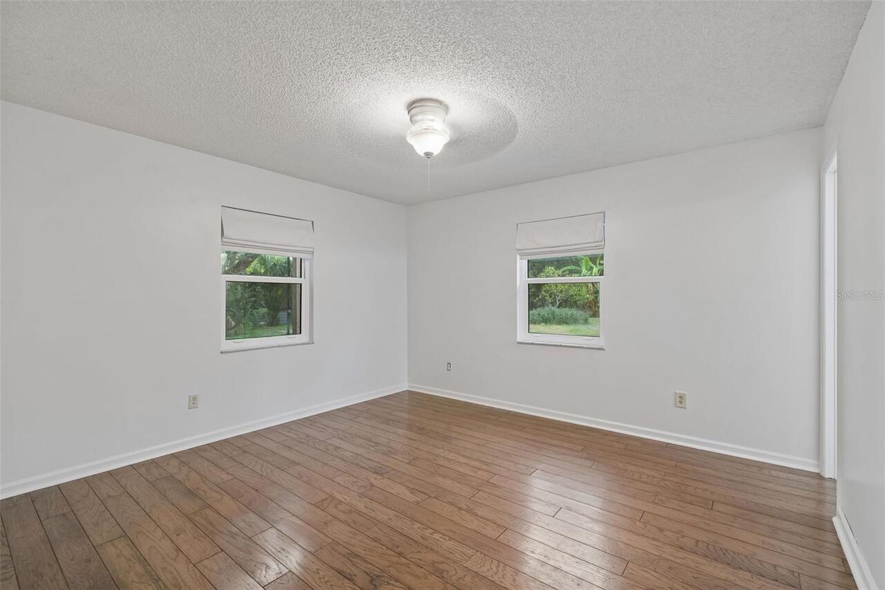 Listing Photo 28