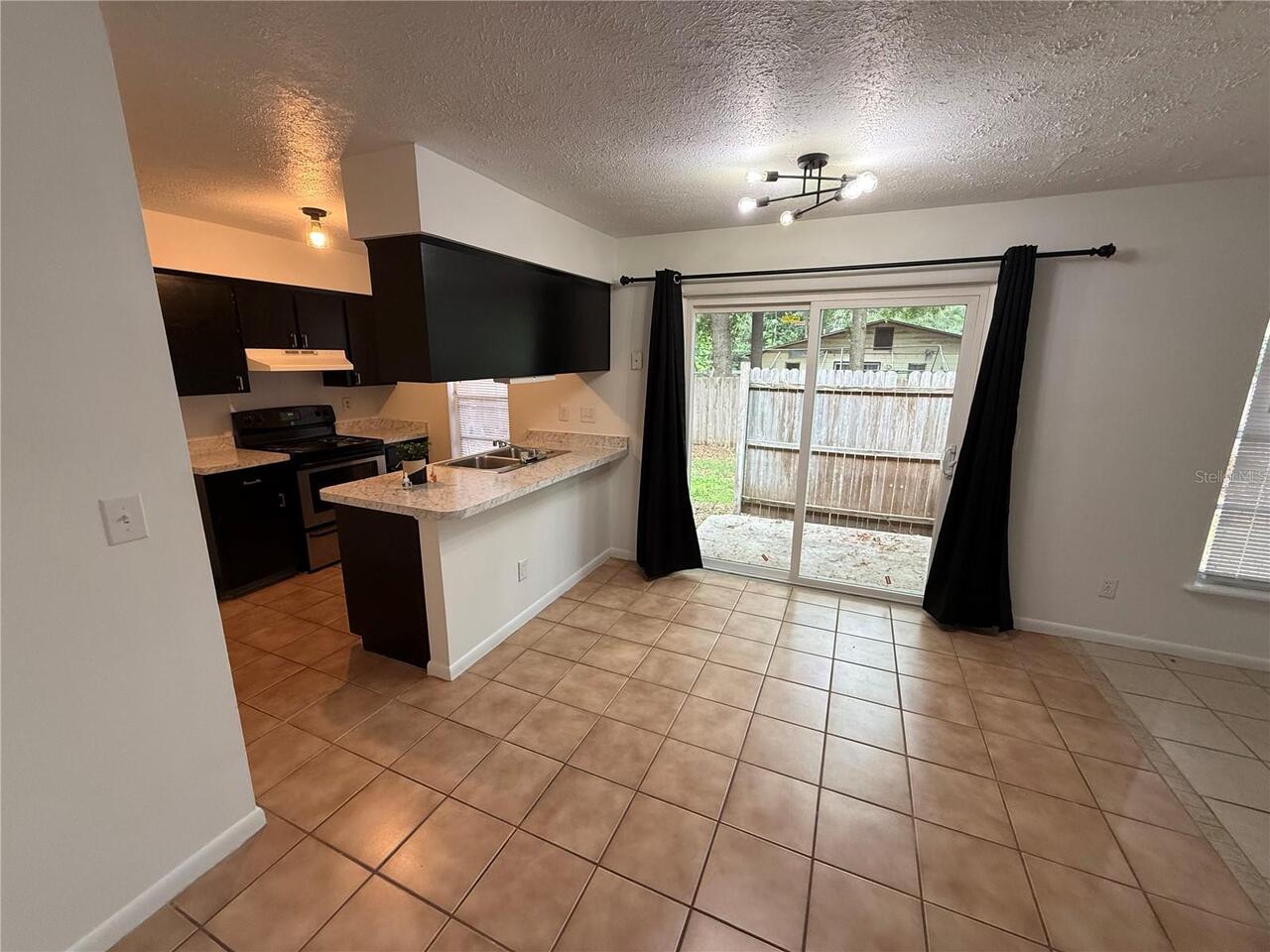 Listing Photo 7